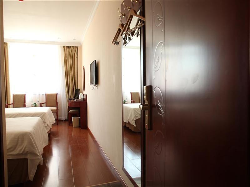 Greentree Inn Beijing Pinggu District Government Express Hotel Экстерьер фото